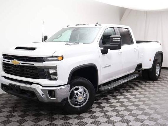 CHEVROLET SILVERADO HD 2024 1GC4YTEYXRF433426 image